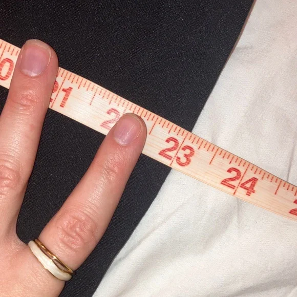 NWT CAbi Starlet Shell #4578: Black Sleeveless Blouse - Picture 10 of 10